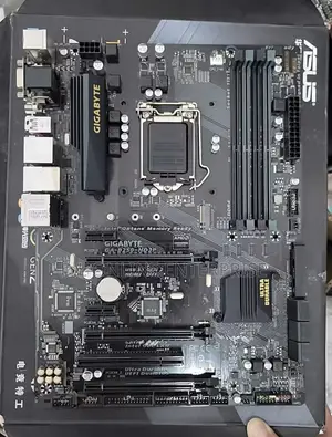 Gigabyte Ga-B250-Hd3p I7 7700 Board With Cpu