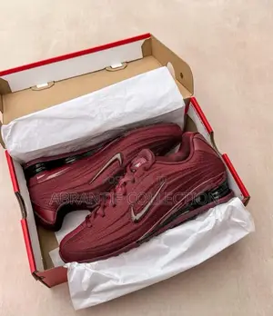 Nike Shox Z Sneakers Available