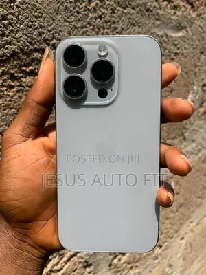 Apple iPhone 15 Pro 128 GB Green