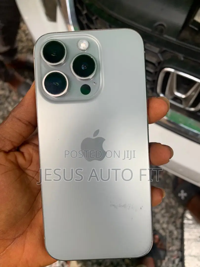 Apple iPhone 15 Pro 128 GB Green