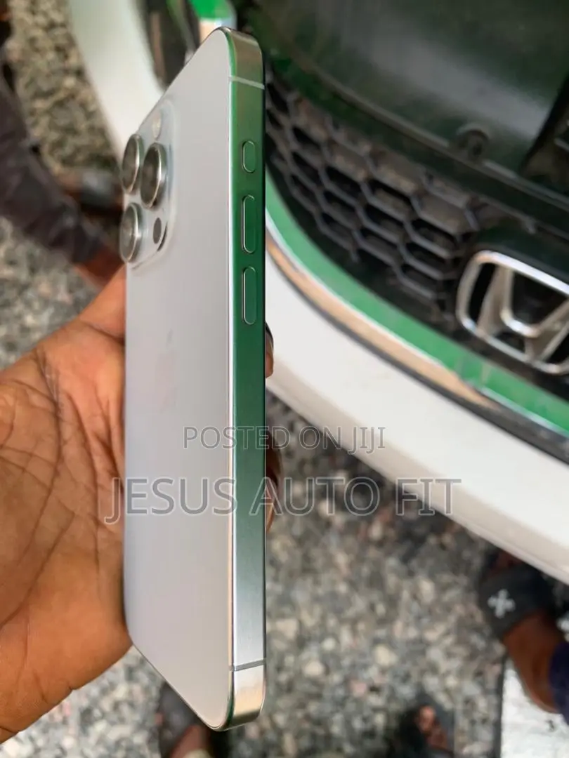 Apple iPhone 15 Pro 128 GB Green