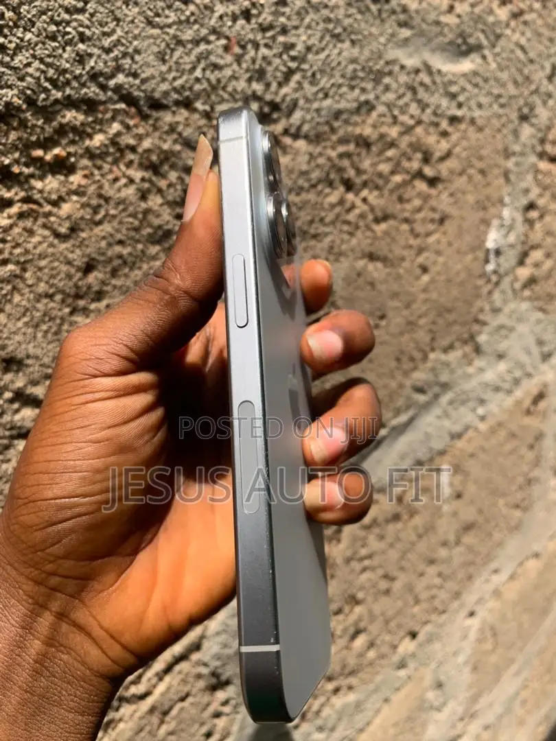 Apple iPhone 15 Pro 128 GB Green