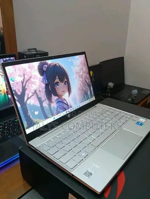 New Laptop HP Envy 13 8GB Intel Core i5 SSD 256GB