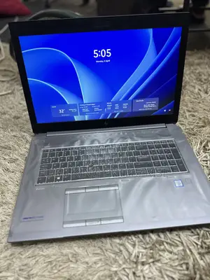 Laptop HP ZBook 17 G6 32GB Intel Core i5 SSD 512GB
