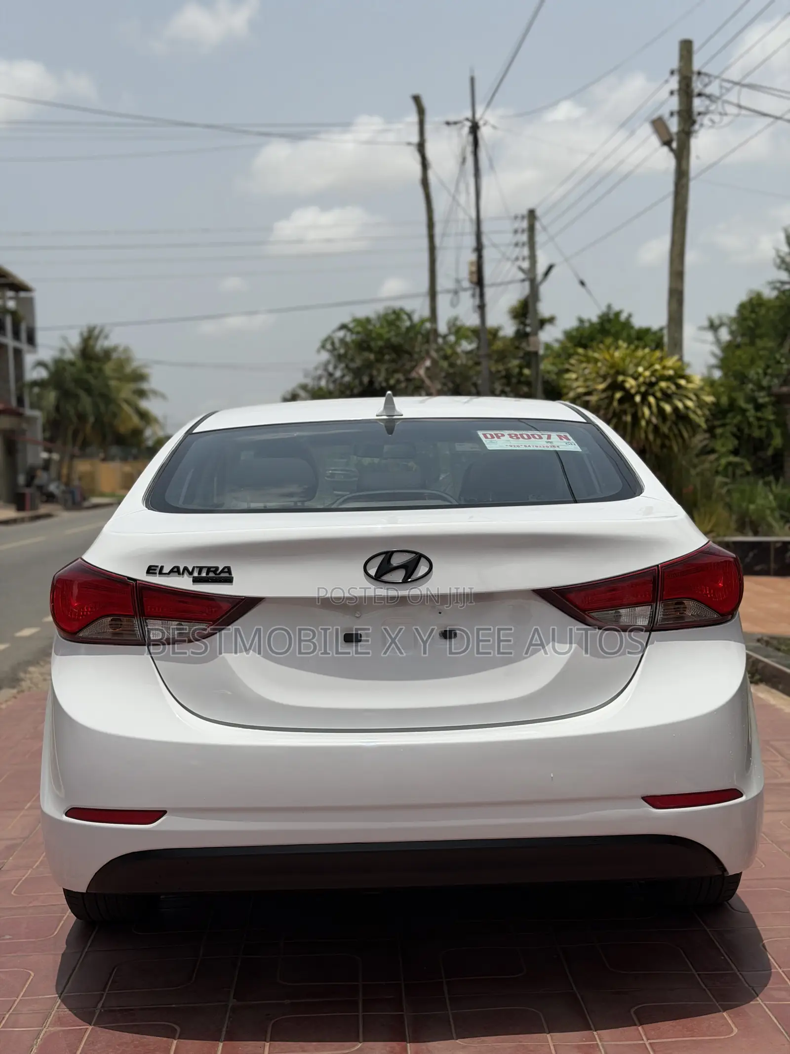 Hyundai Elantra SE 4dr Sedan (1.8L 4cyl 6A) 2015 White