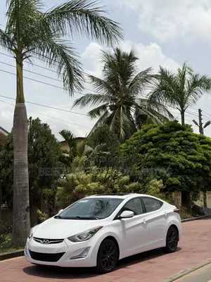 Hyundai Elantra SE 4dr Sedan (1.8L 4cyl 6A) 2015 White