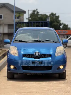 Toyota Yaris SE Hatchback 5dr 2012 Blue