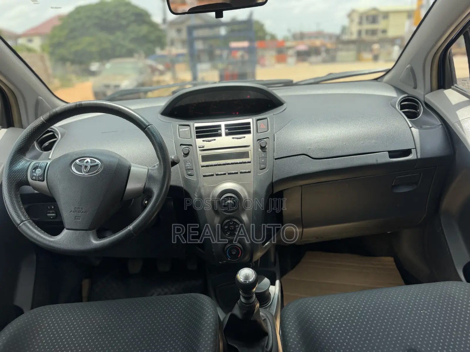Toyota Yaris SE Hatchback 5dr 2012 Blue