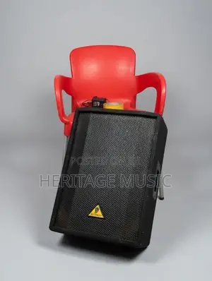 Behringer Passive Monitor