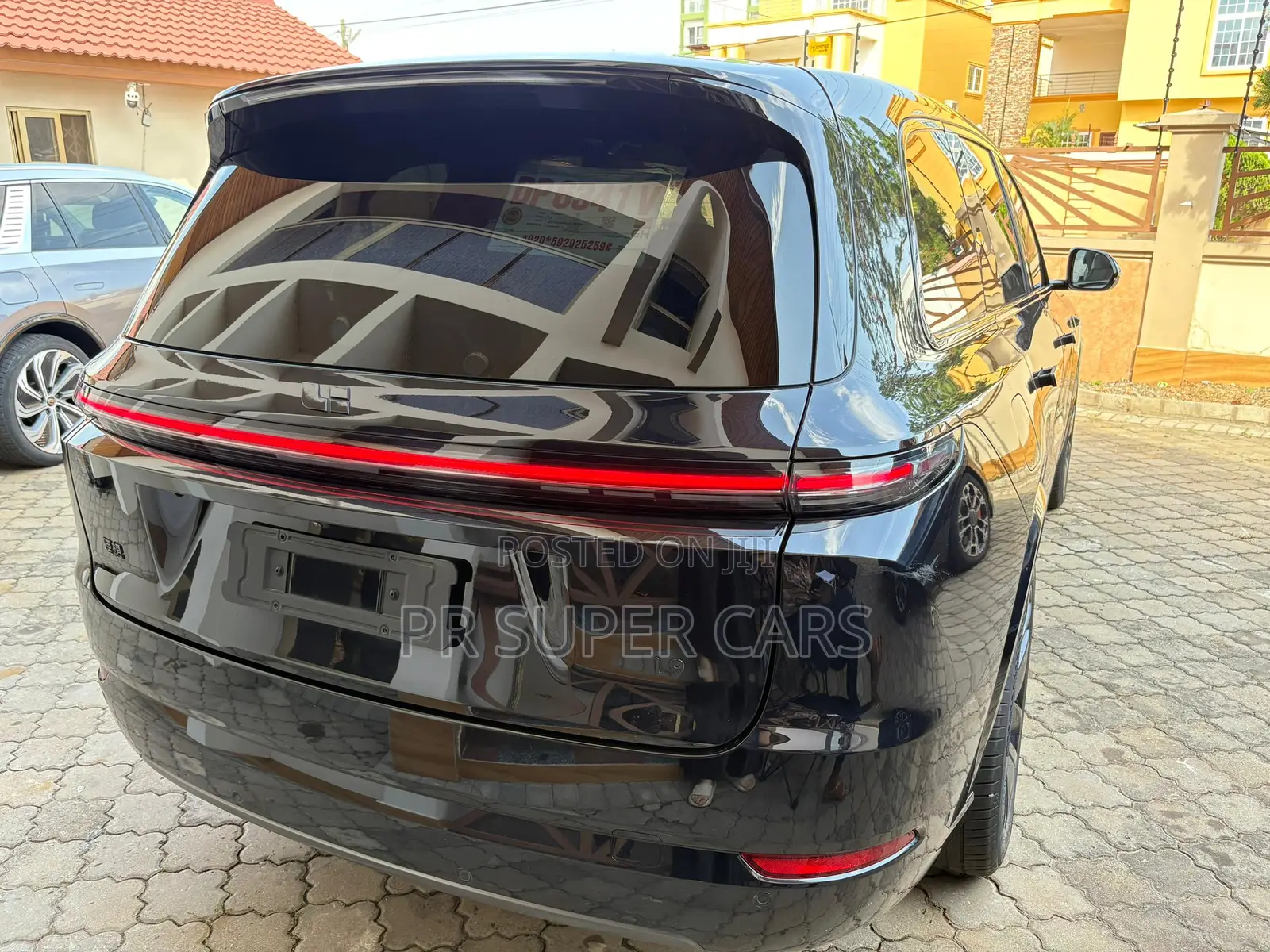 Li Auto L9 1.5 Hybrid AWD 2023 Black