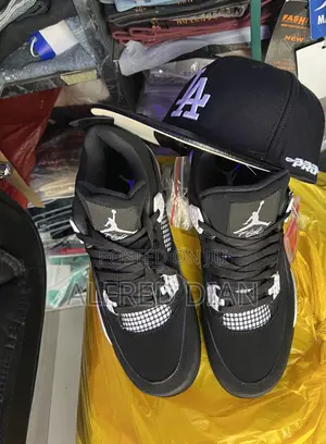 Jordan Classic Sneakers