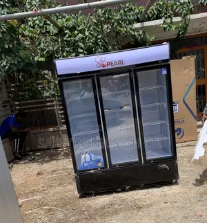 Lovely New Pearl PVC-150 3-Door Glass Display Fridge