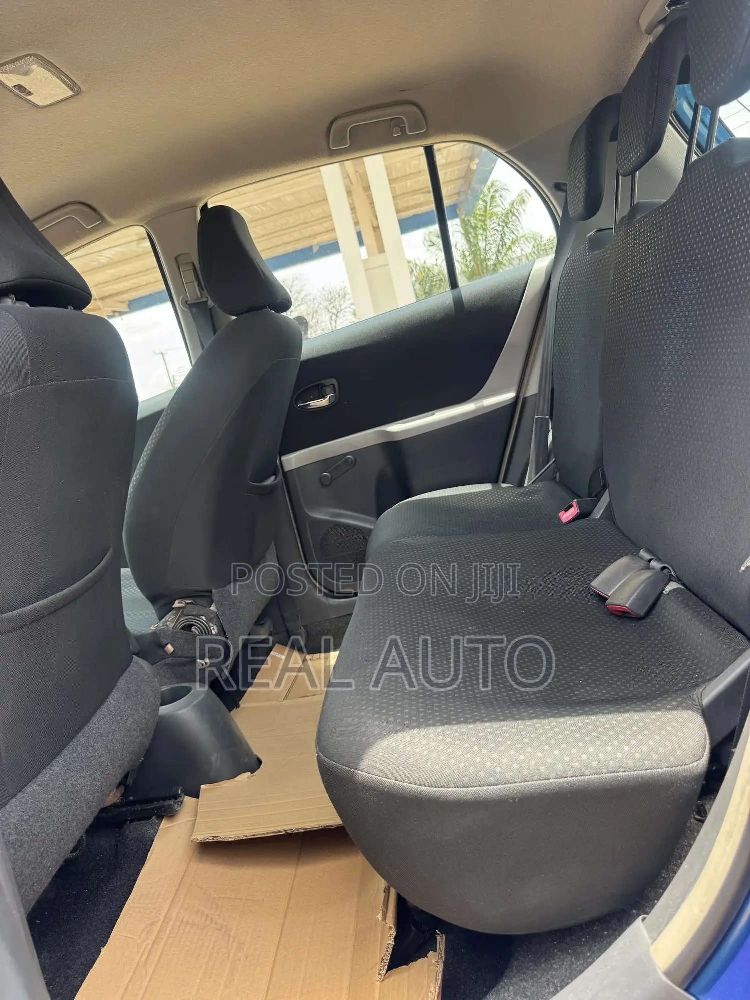 Toyota Yaris SE Hatchback 5dr 2012 Blue