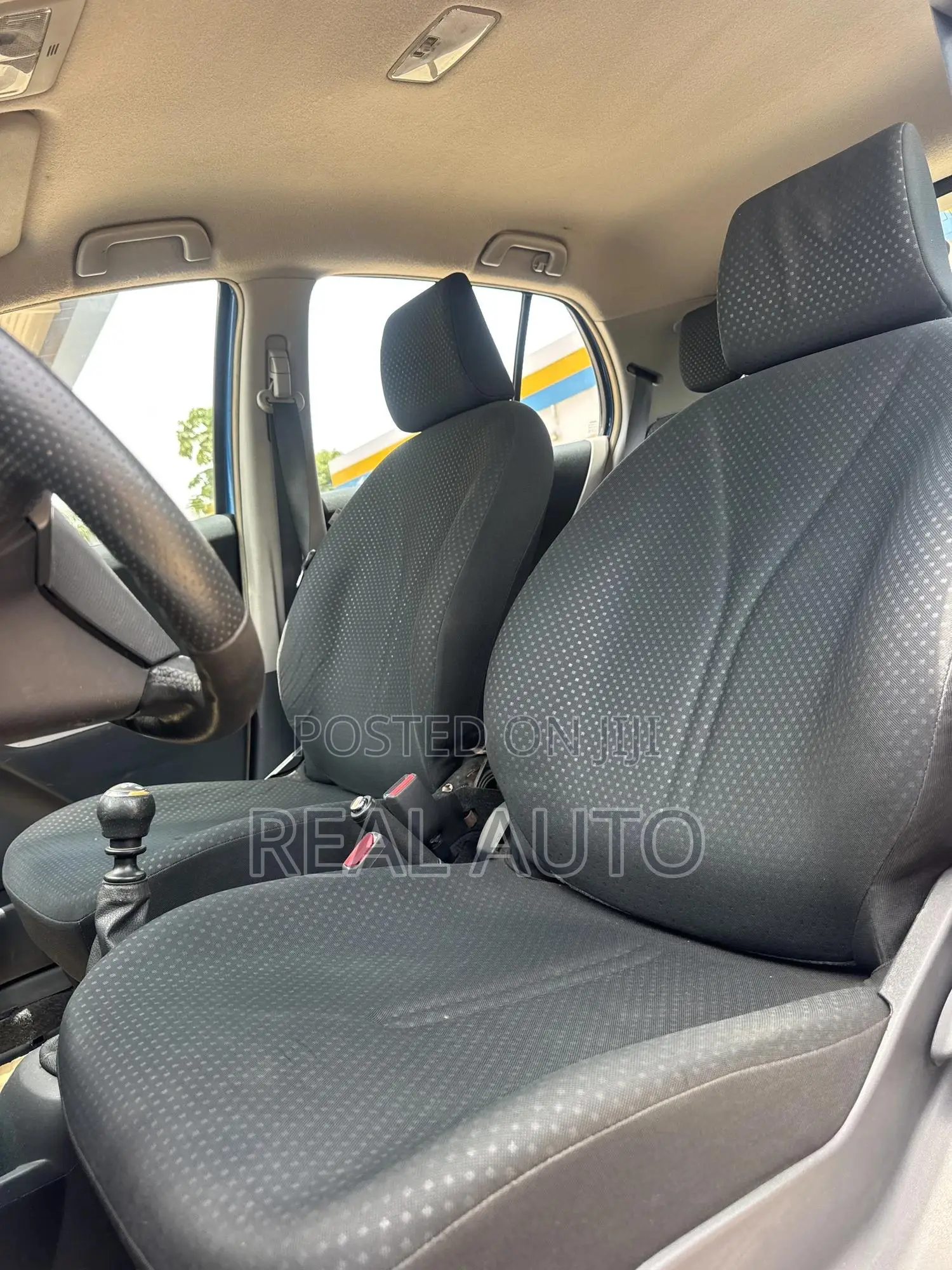 Toyota Yaris SE Hatchback 5dr 2012 Blue