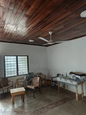 8bdrm House in Free Will Agency, Kumasi Metropolitan for sale