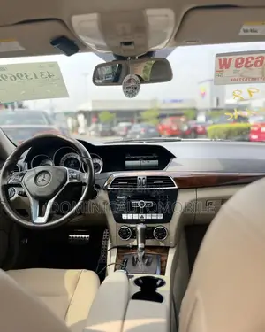 Mercedes-Benz C250 2014 White