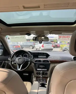 Mercedes-Benz C250 2014 White