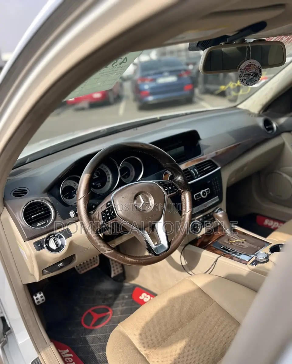 Mercedes-Benz C250 2014 White