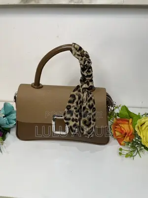 Hand Bags for Ladies
