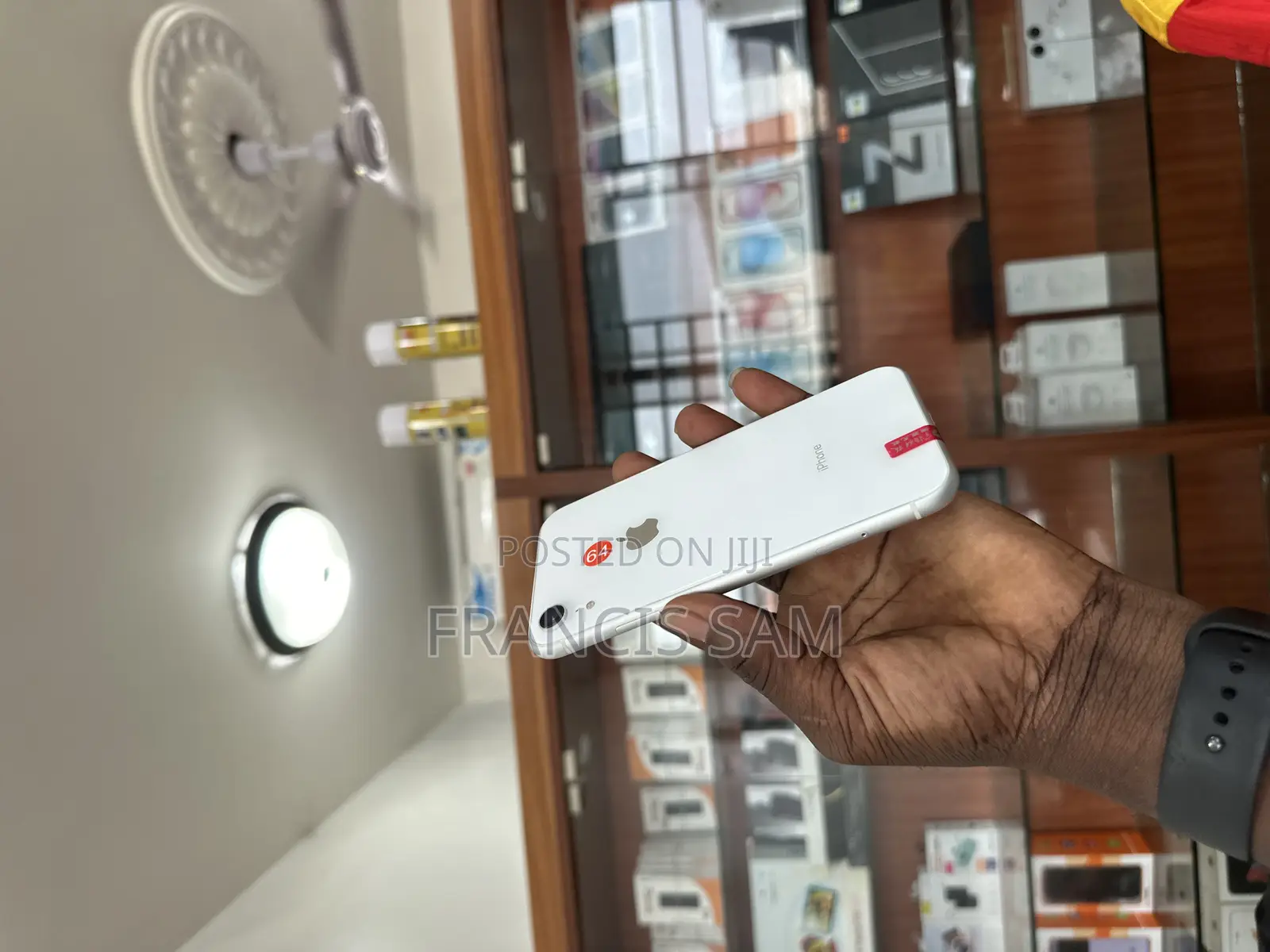Apple iPhone XR 64 GB White