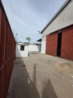 650 SQM Self Compound Warehouse