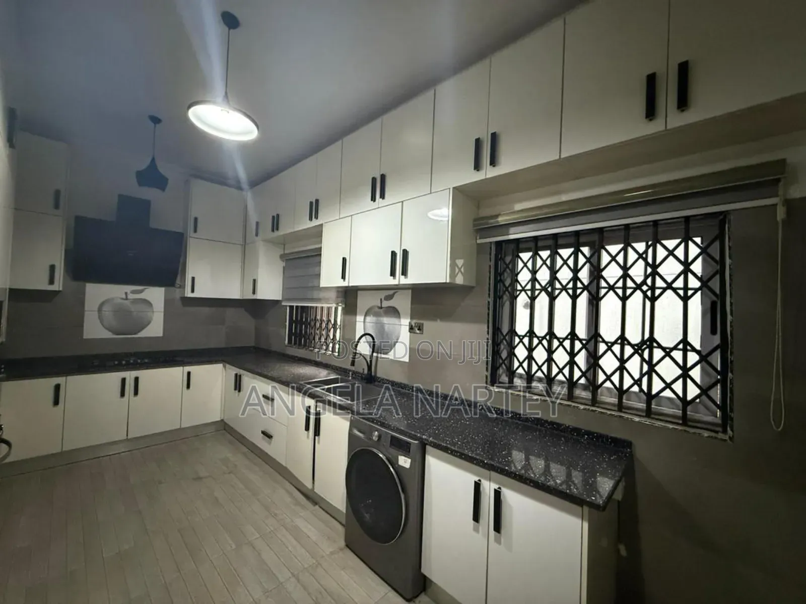 Furnished 5bdrm House in East Legon, Accra Metropolitan for sale