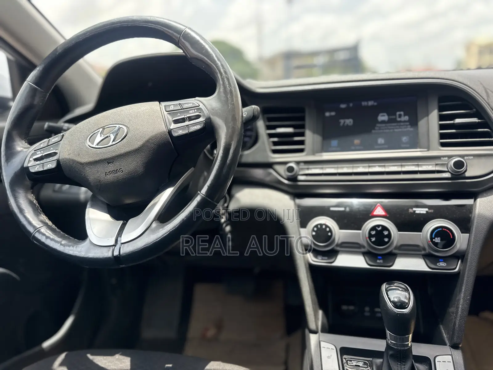 Hyundai Elantra SE 2019 White
