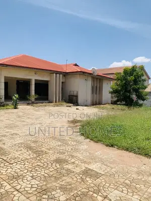 3bdrm House in Dome for sale
