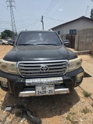 Toyota Land Cruiser 2012 Black