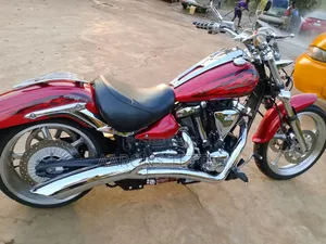 Yamaha 2009 Red