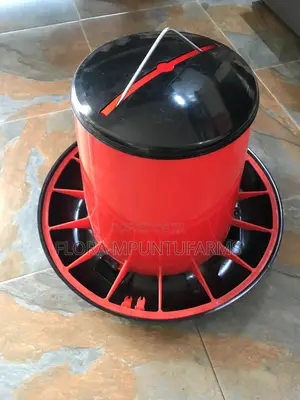 12kg Poultry Feeder