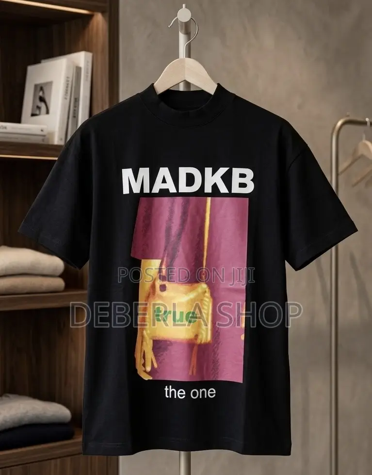 Picture T-Shirt/ Top/ Round Neck Shirt