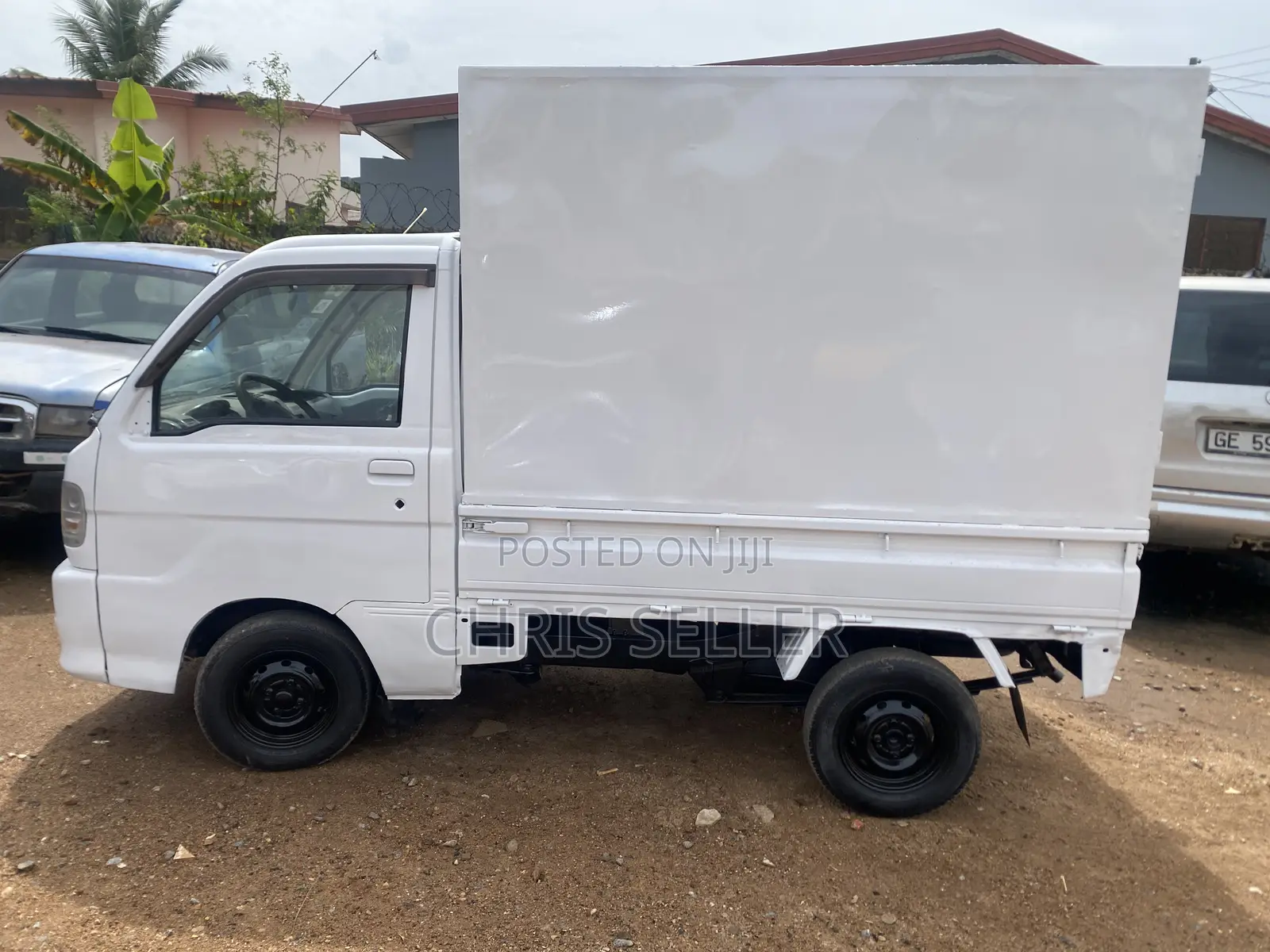 Daihatsu Move Automatic 2002 White