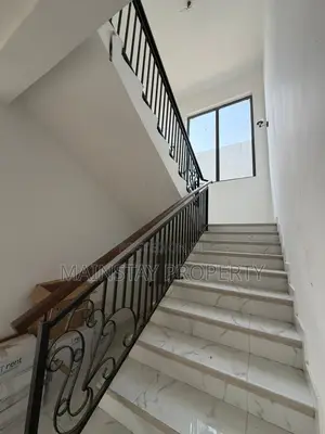 4bdrm Townhouse / Terrace in Mainstay Estates, Tseaddo for rent