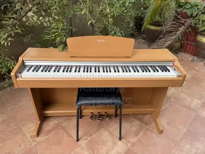 Yamaha Arius Ydp-131 Digital Piano