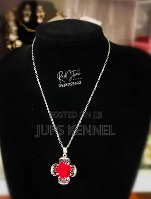 Necklaces (Pearls,Gold)