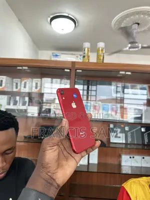 Apple iPhone XR 64 GB Red