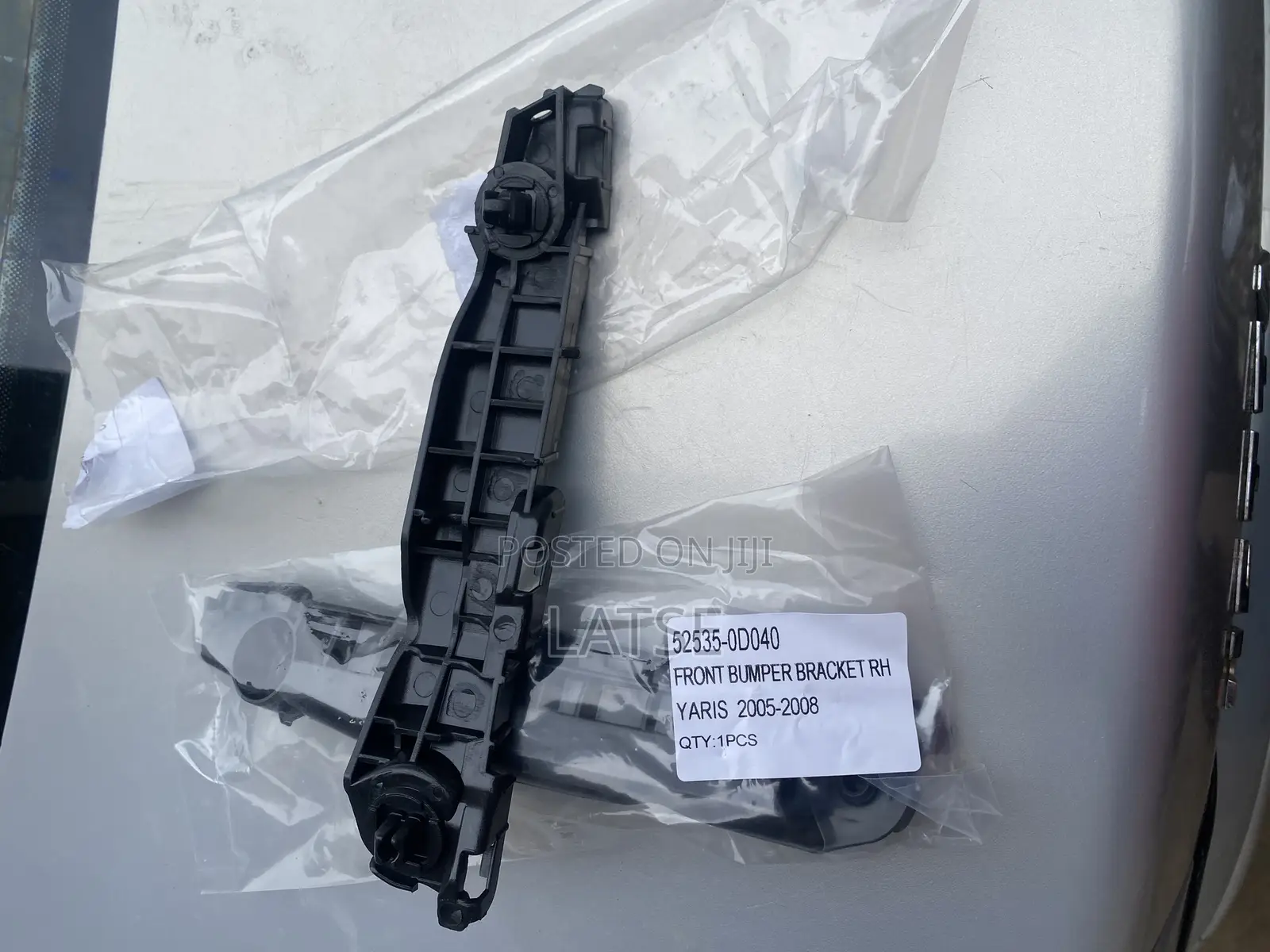 Toyota Vitz 2008,2009-2010 Fender Locker/Bumper Locker