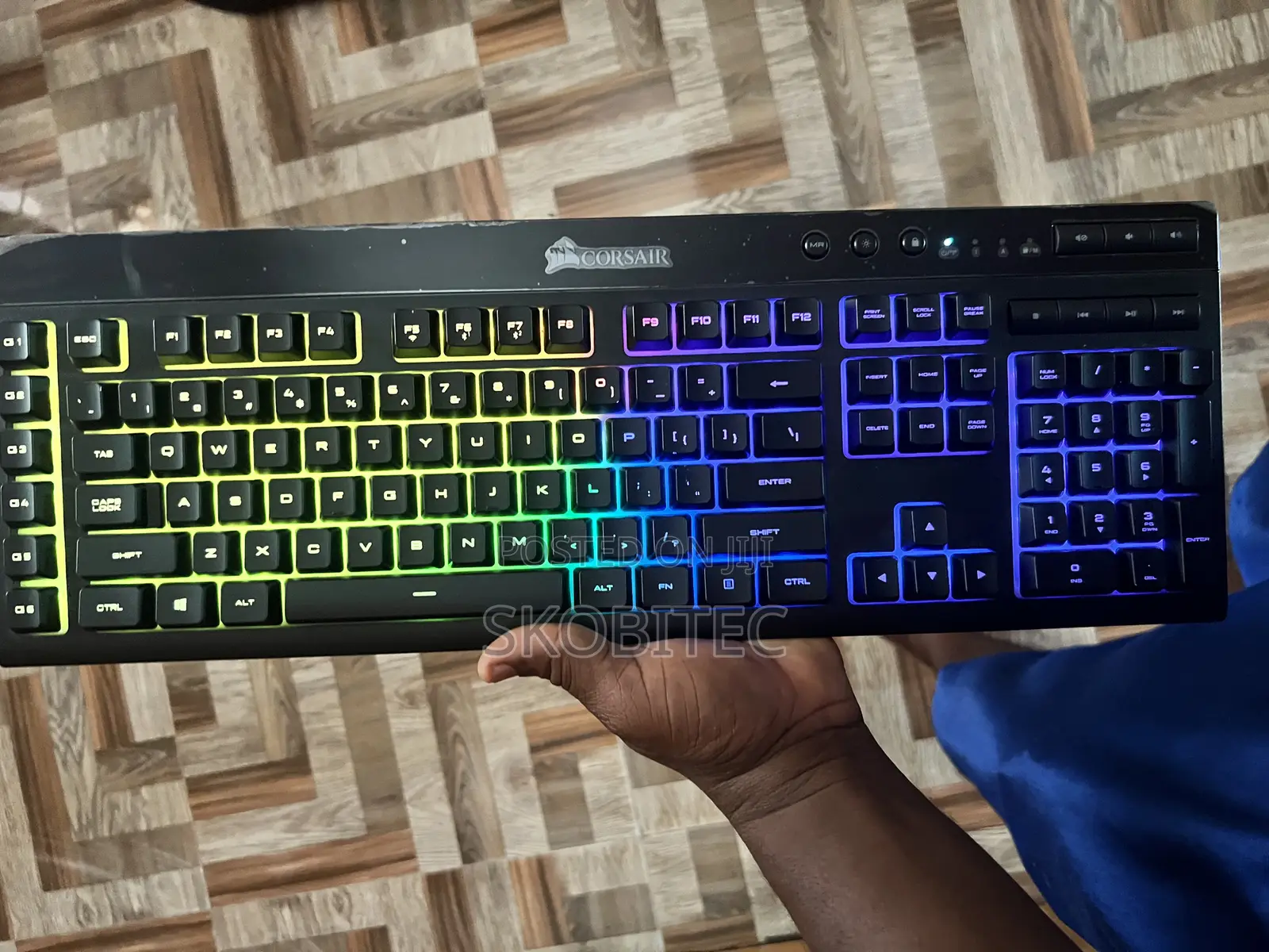Corsair RGB Wireless Gaming Keyboard