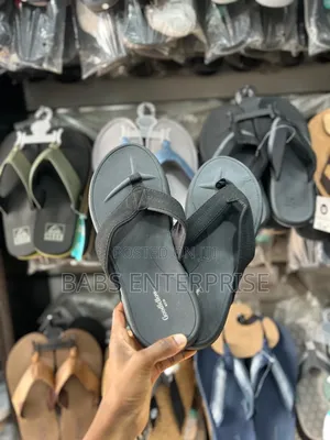 Goodfellow Co Slippers 41 46 Black