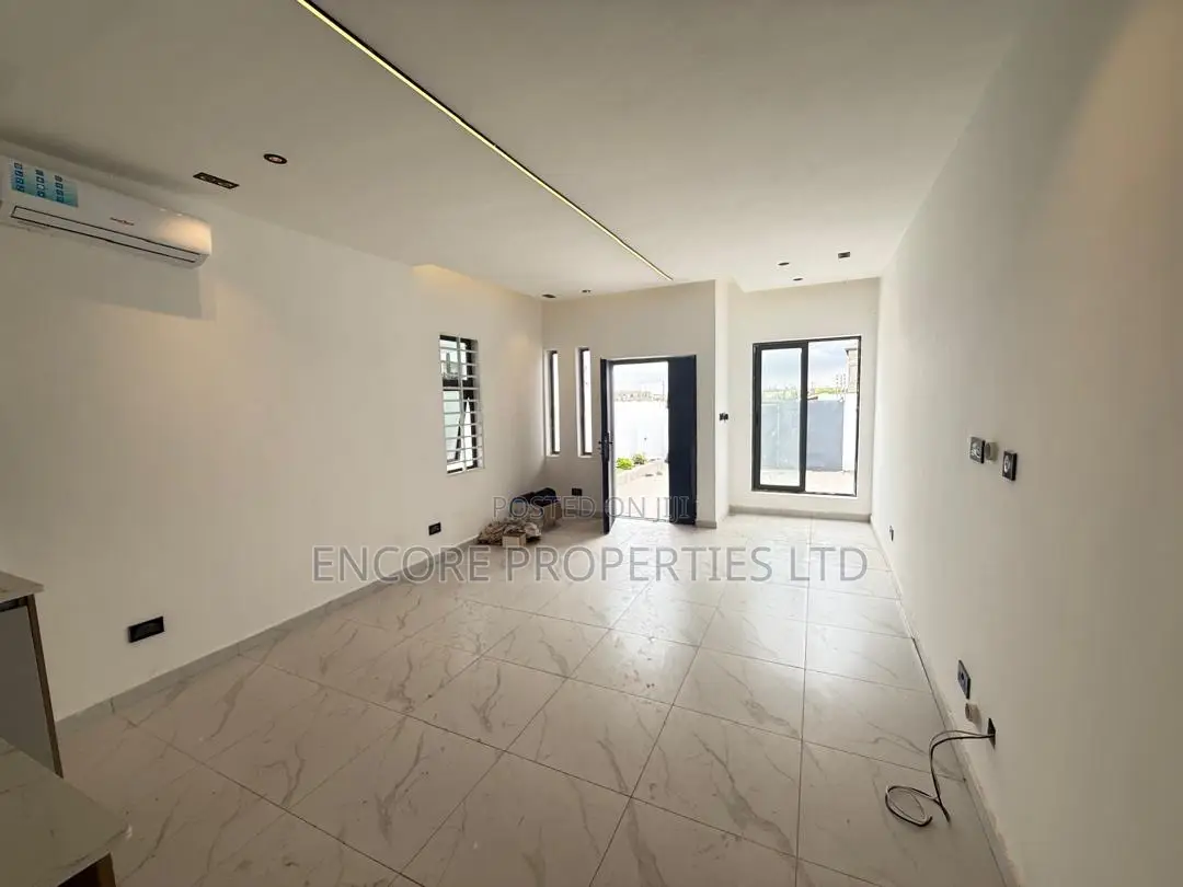 3bdrm House in East Legon for sale