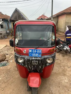 Bajaj RE 2024 Red
