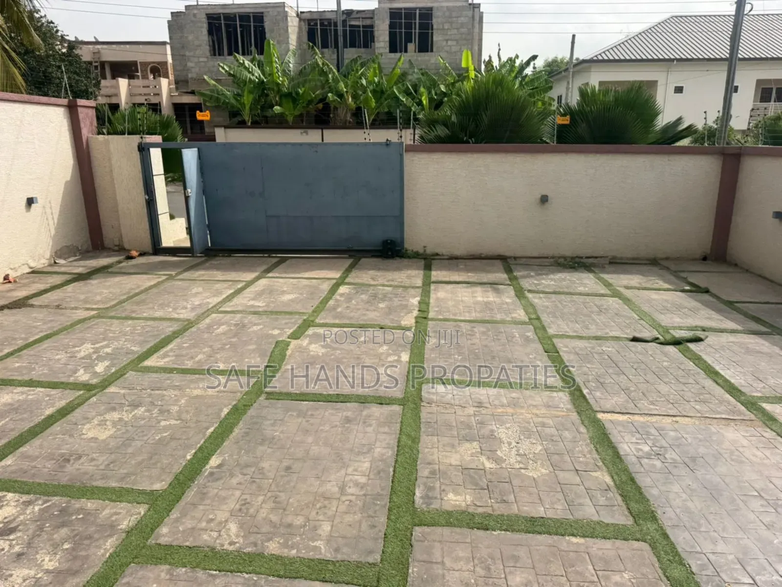 4bdrm House in Accra Metropolitan for rent