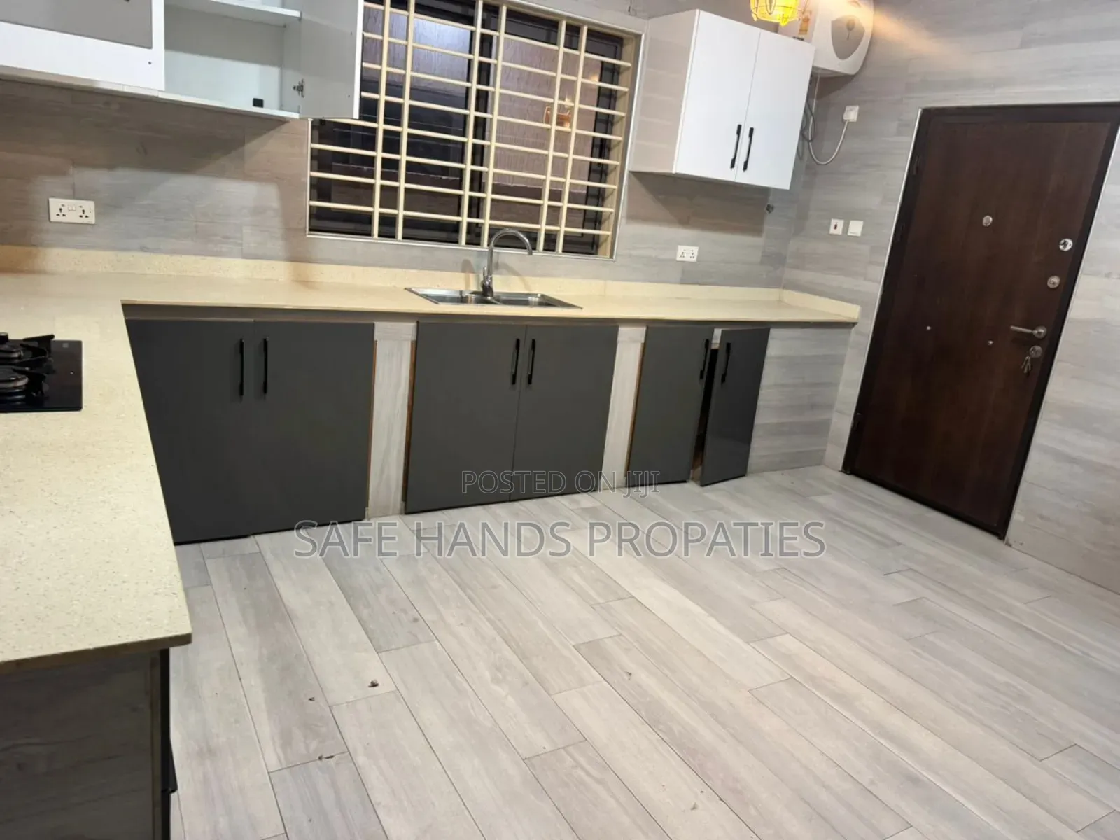 4bdrm House in Accra Metropolitan for rent