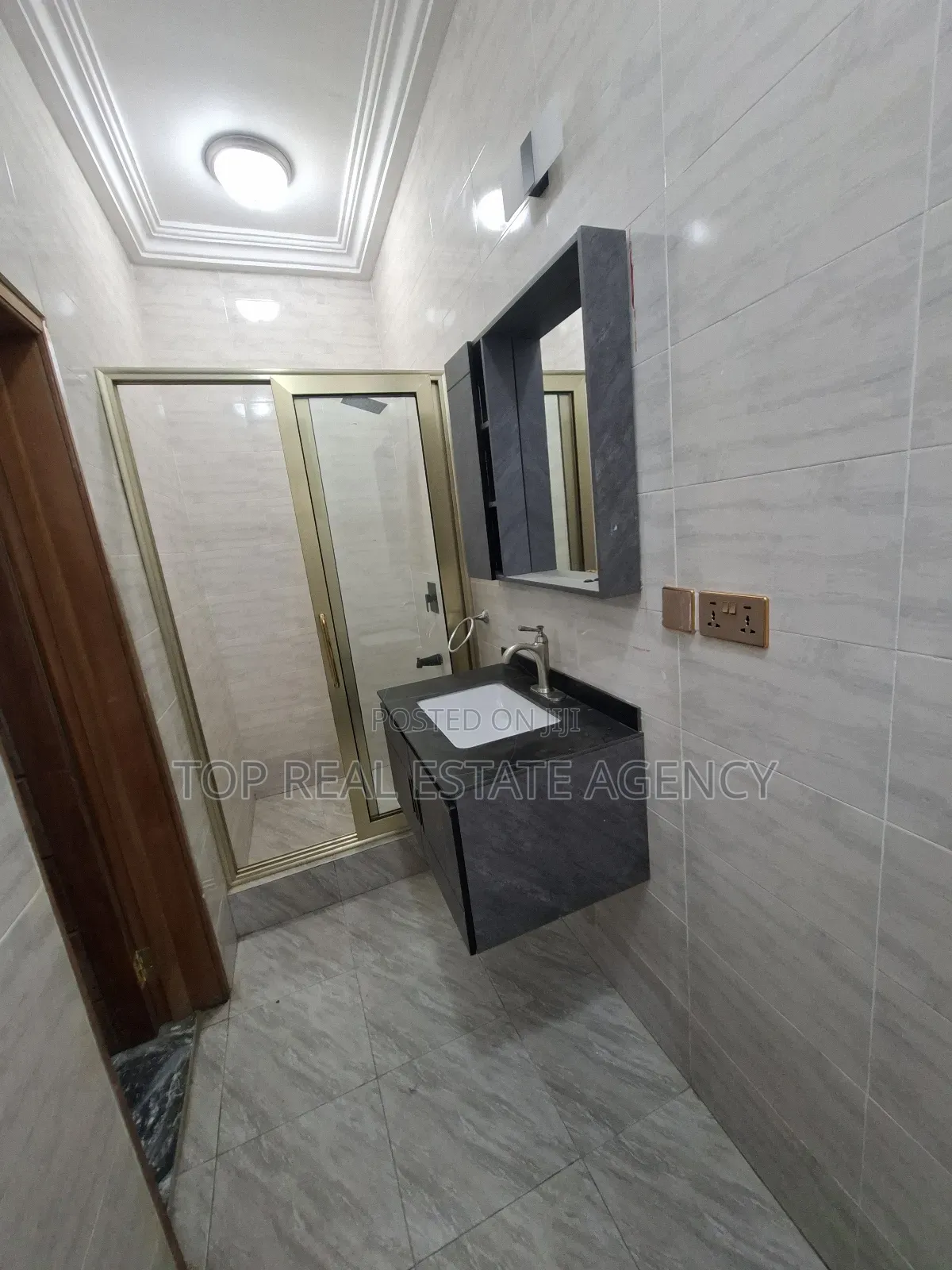 2bdrm Apartment in Parakoe Estate, Pillar 2 for rent