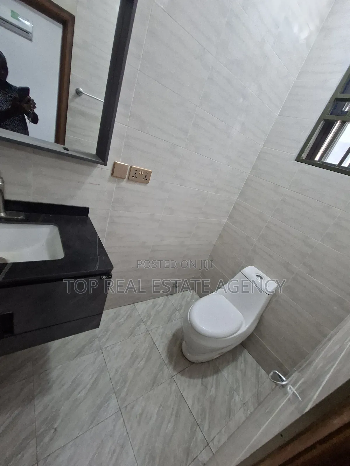 2bdrm Apartment in Parakoe Estate, Pillar 2 for rent