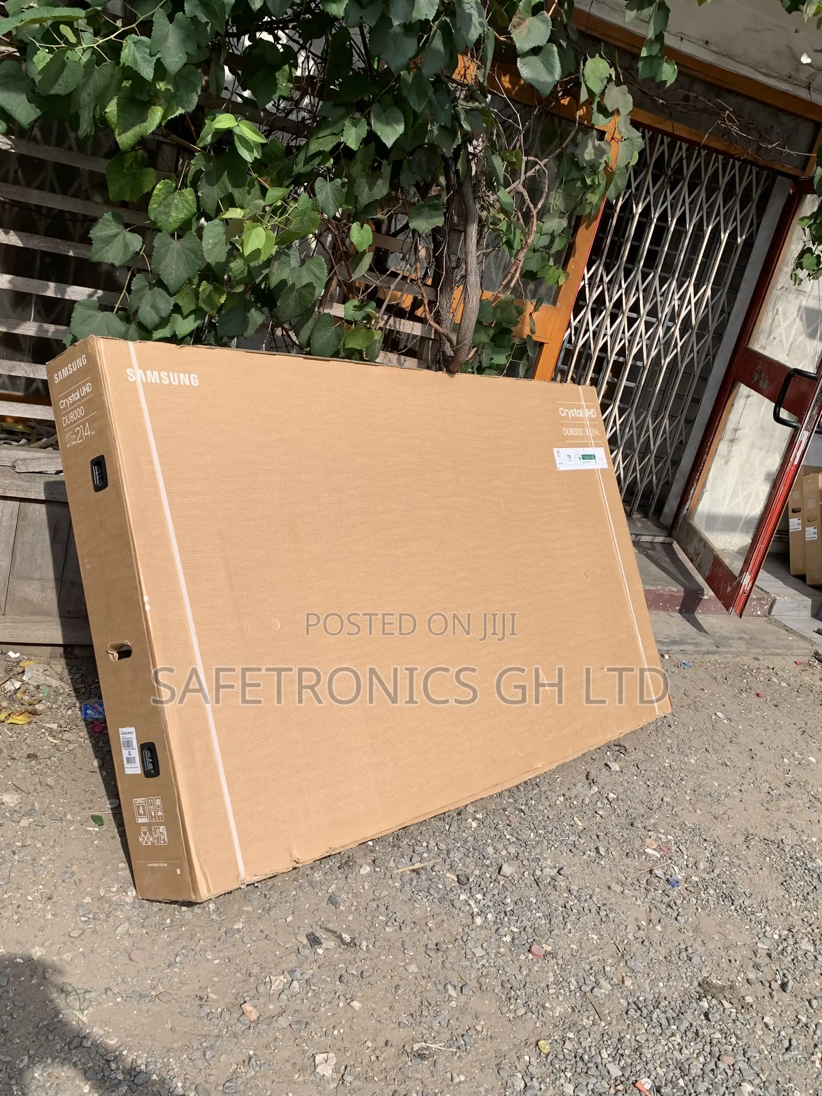 Top Notch 85-Inch Samsung Du8000 Crystal Uhd Smart Tv