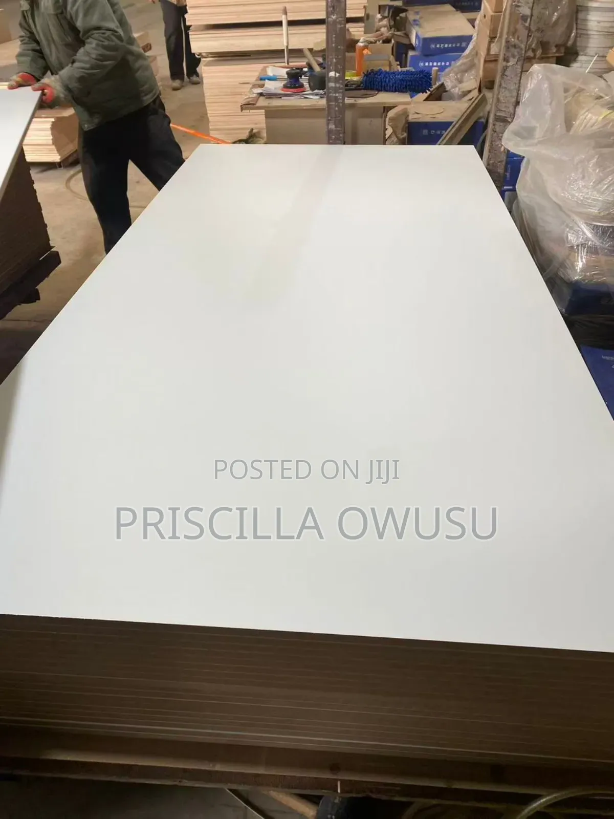 Foreign Plywood / Laminated Boards Available in Different Colors