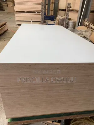 Foreign Plywood / Laminated Boards Available in Different Colors