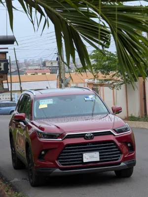 Toyota Highlander Platinum AWD 2024 Burgundy